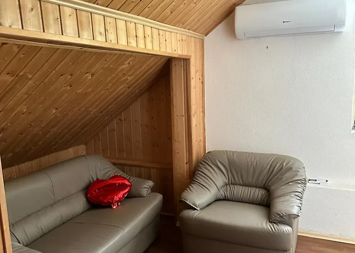 別荘 Bozso バラトナサード